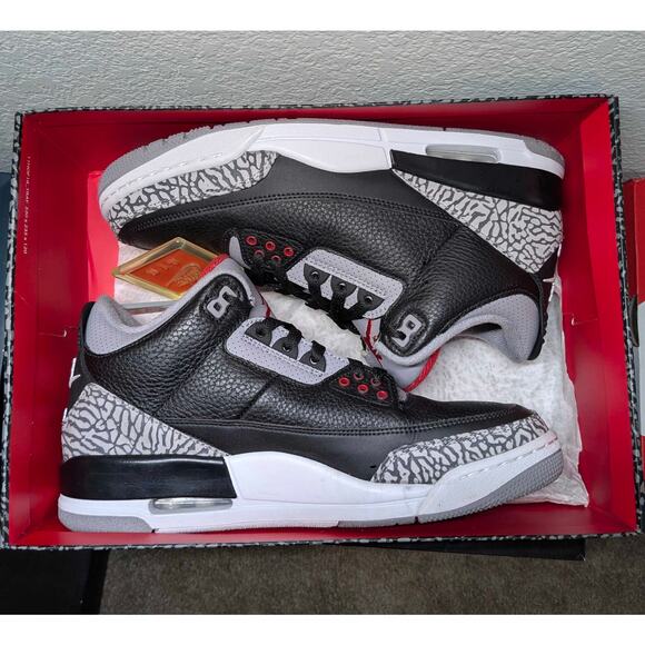 Air Jordan 3 Retro OG Black Cement 2018 Size 10 w/ OG Box main image 10